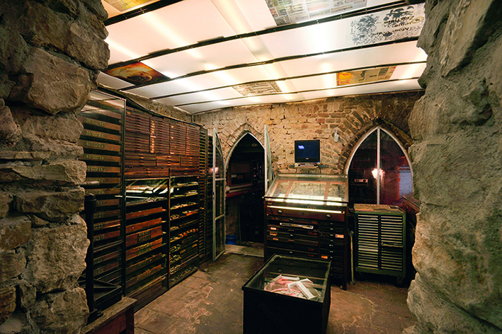 Untergrundmuseum Berlin Raum Schriftsammlung